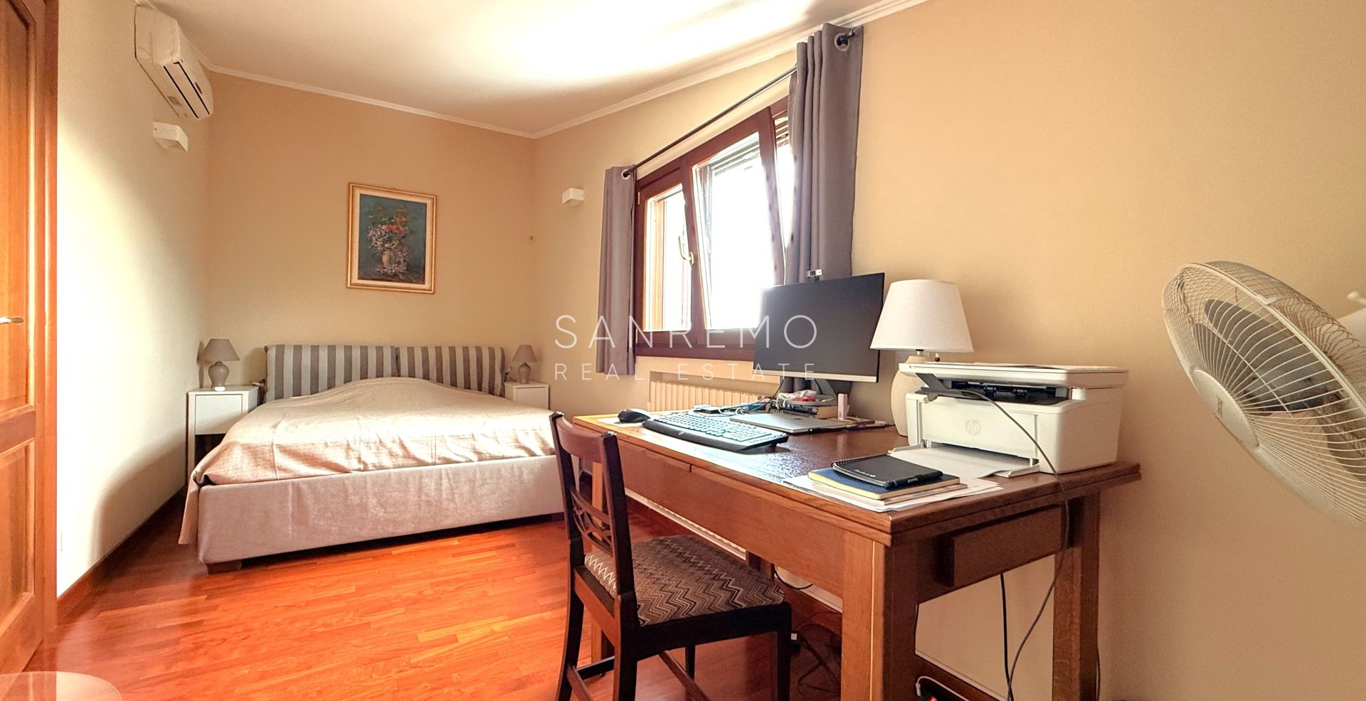 Престижная вилла с бассейном и захватывающим видом на море