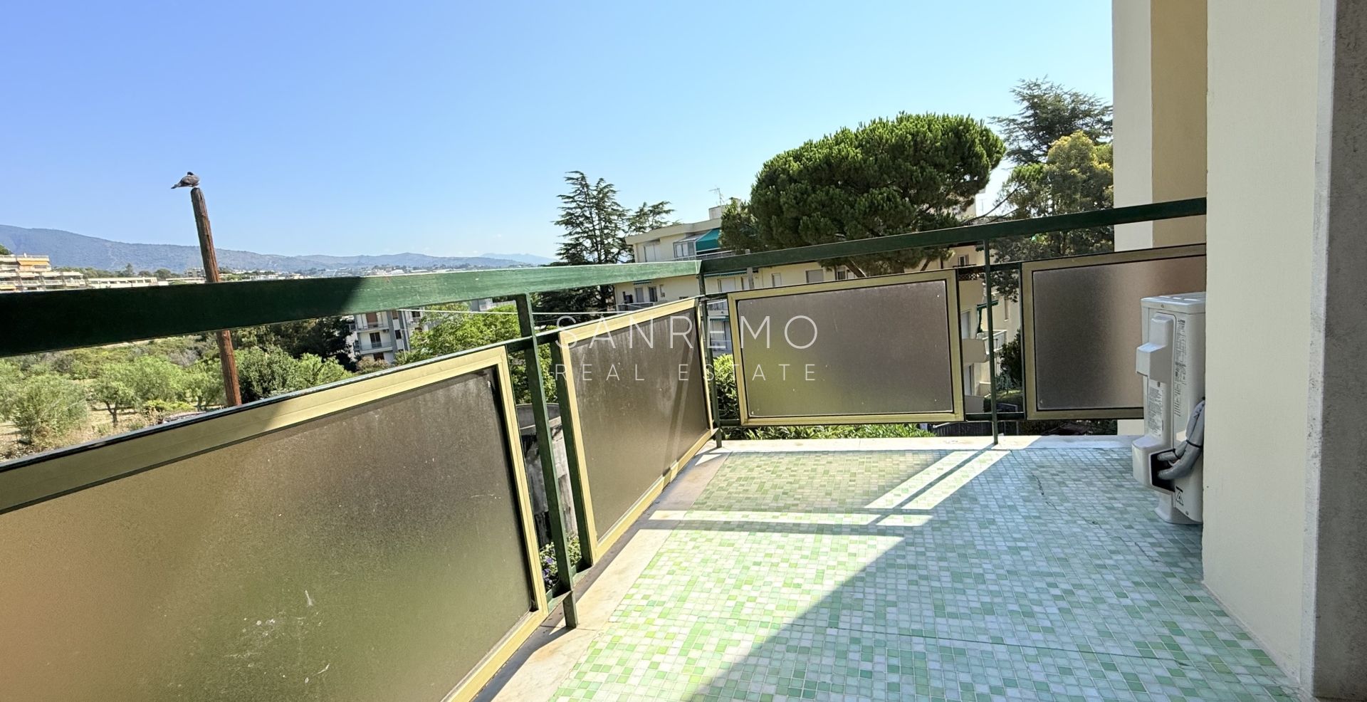 Очаровательная квартира в комплексе с консьержем, в нескольких шагах от моря