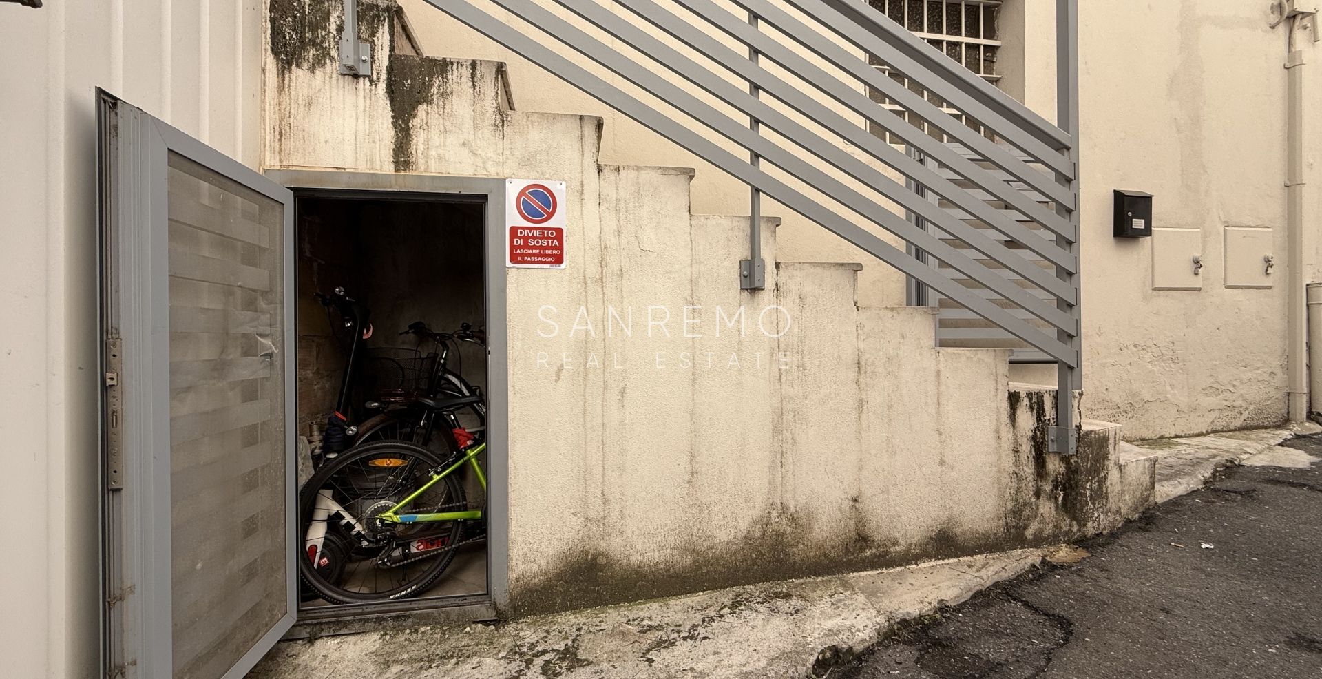 Квартира в идеальном состоянии с террасой на престижной улице Маттеотти