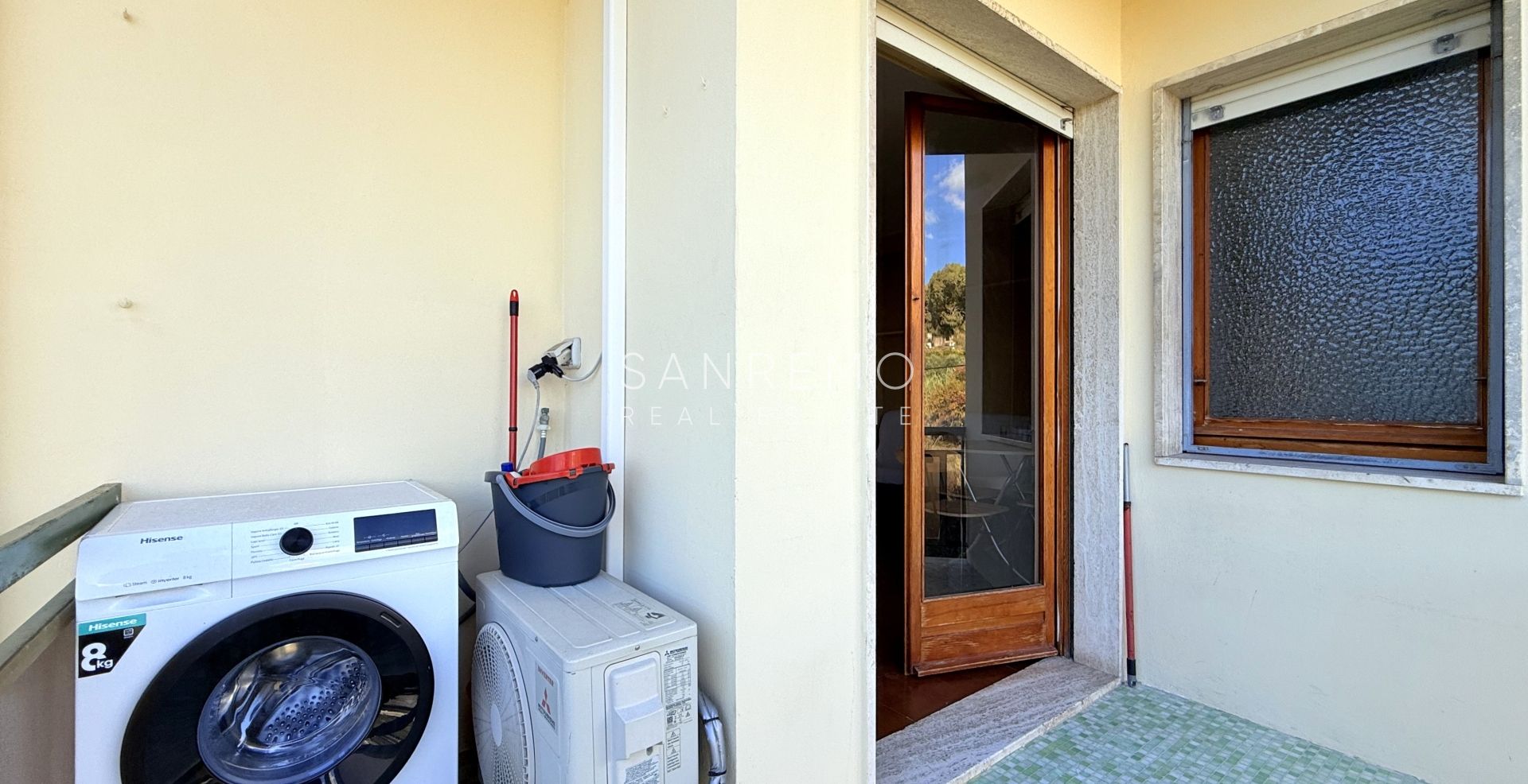 Очаровательная квартира в комплексе с консьержем, в нескольких шагах от моря