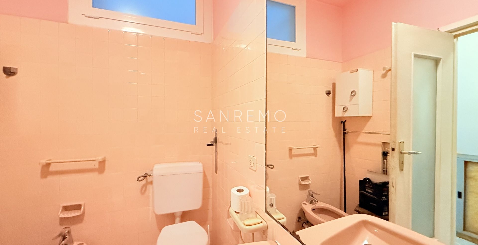 Квартира площадью 130 м² с террасой, расположенная на ровной местности и в нескольких шагах от пляжей и велосипедной дорожки.