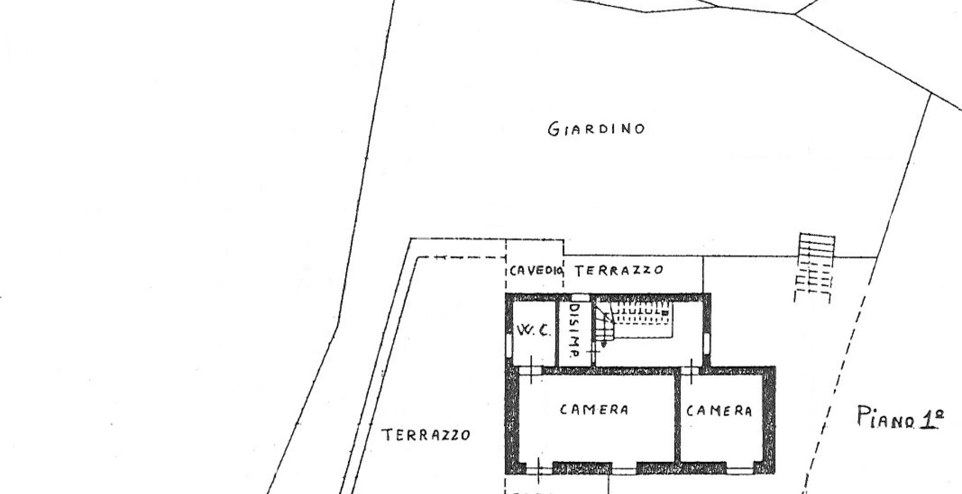Дом с открытым видом на зелень, расположенный в тихом и спокойном месте