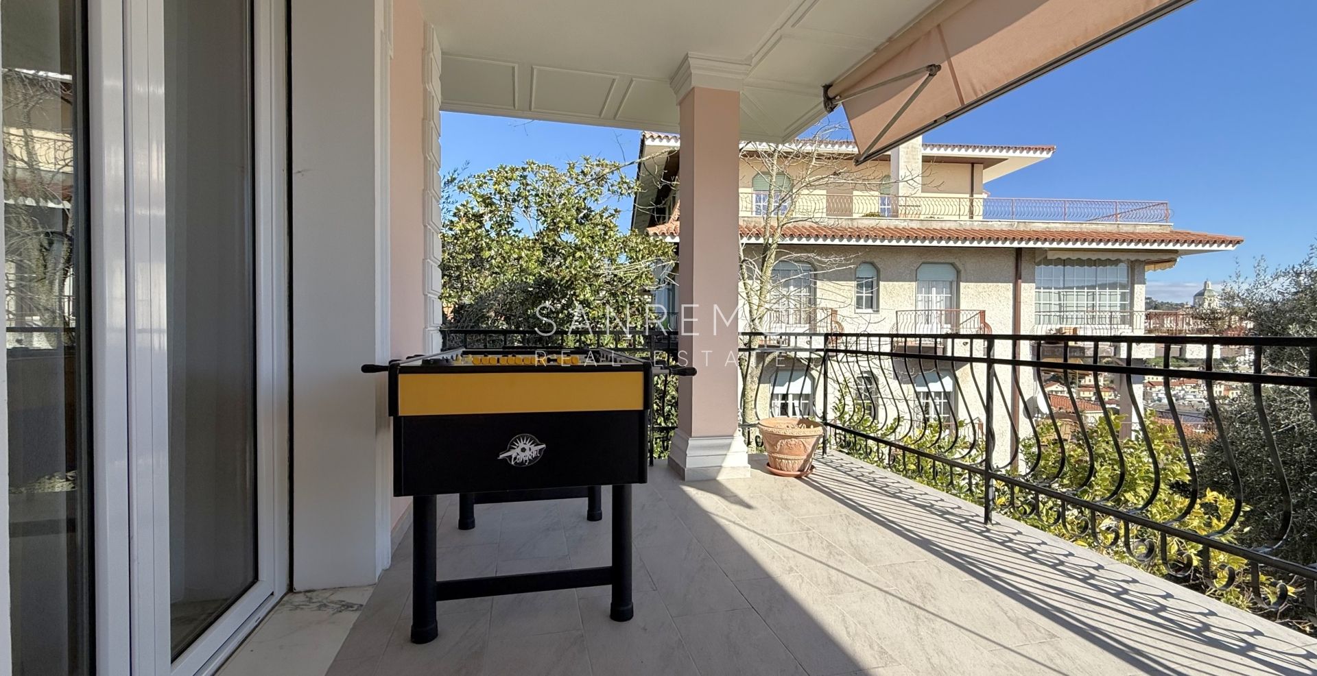 Пентхаус и суперпентхаус с бассейном и панорамным видом на море