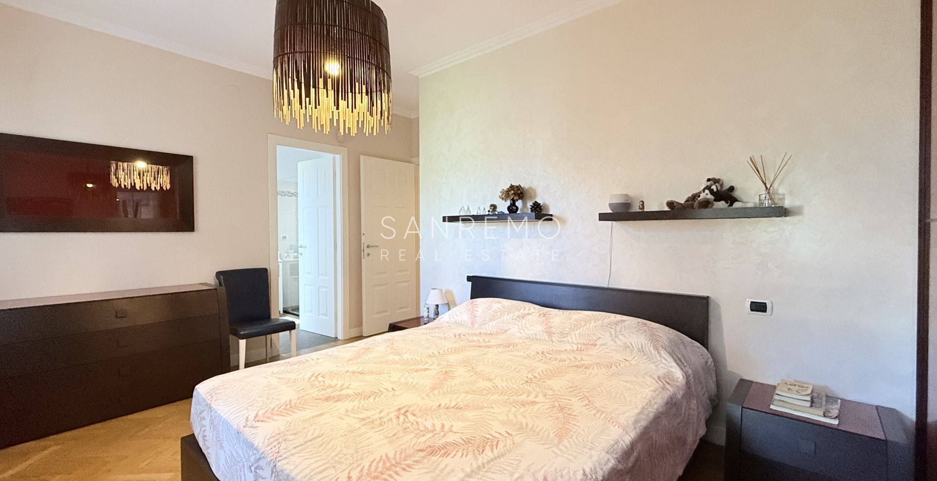 Пентхаус и суперпентхаус с бассейном и панорамным видом на море