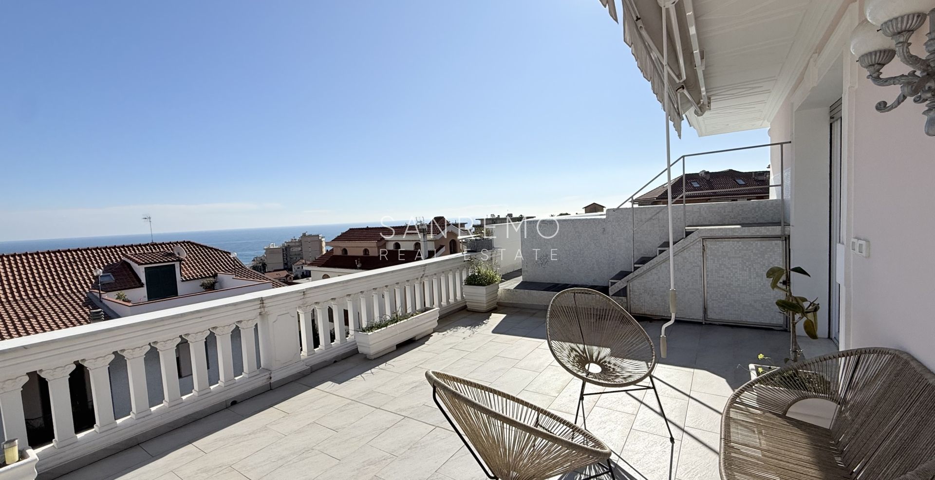 Пентхаус и суперпентхаус с бассейном и панорамным видом на море