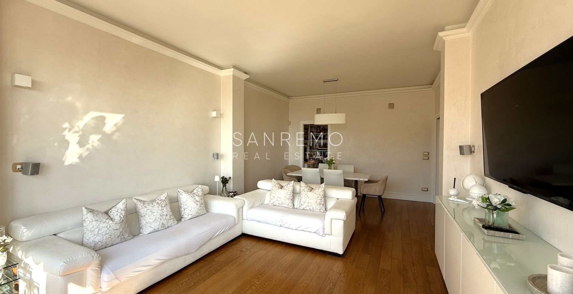 Полностью отремонтированная квартира с приятным внешним пространством