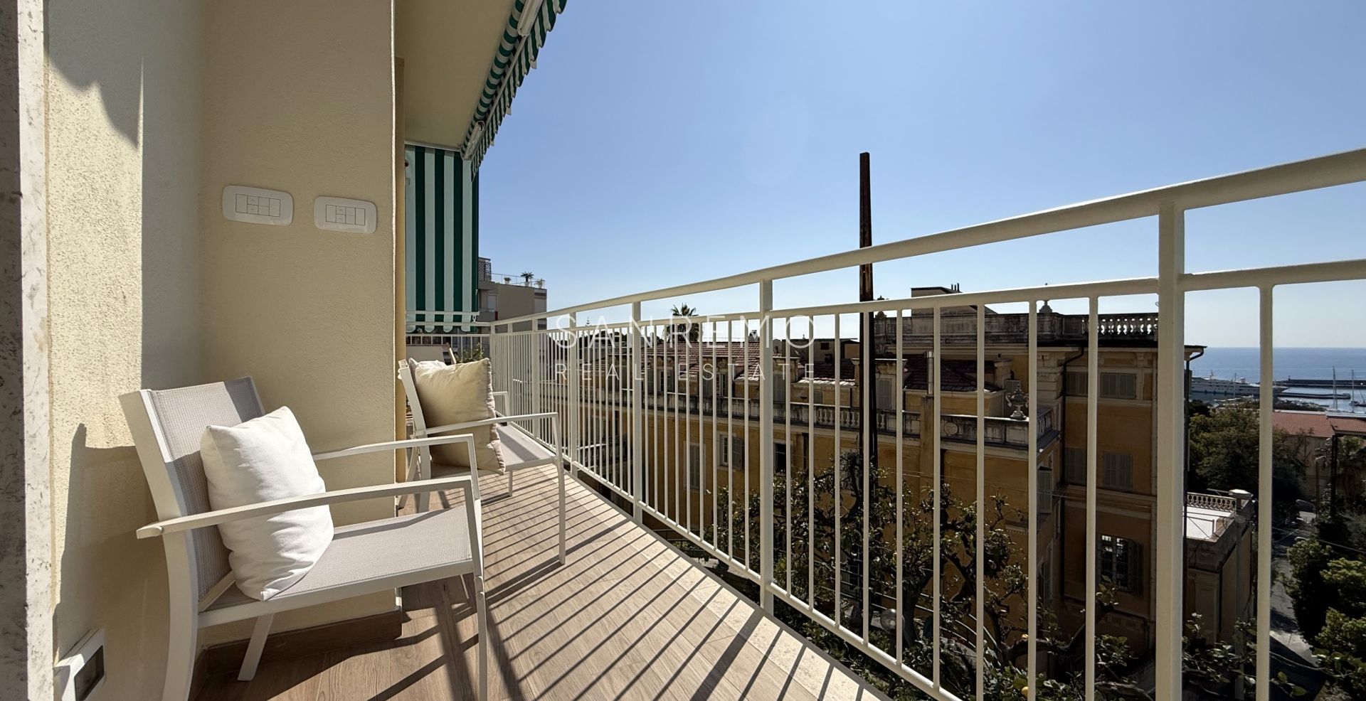 Полностью отремонтированная квартира с приятным внешним пространством