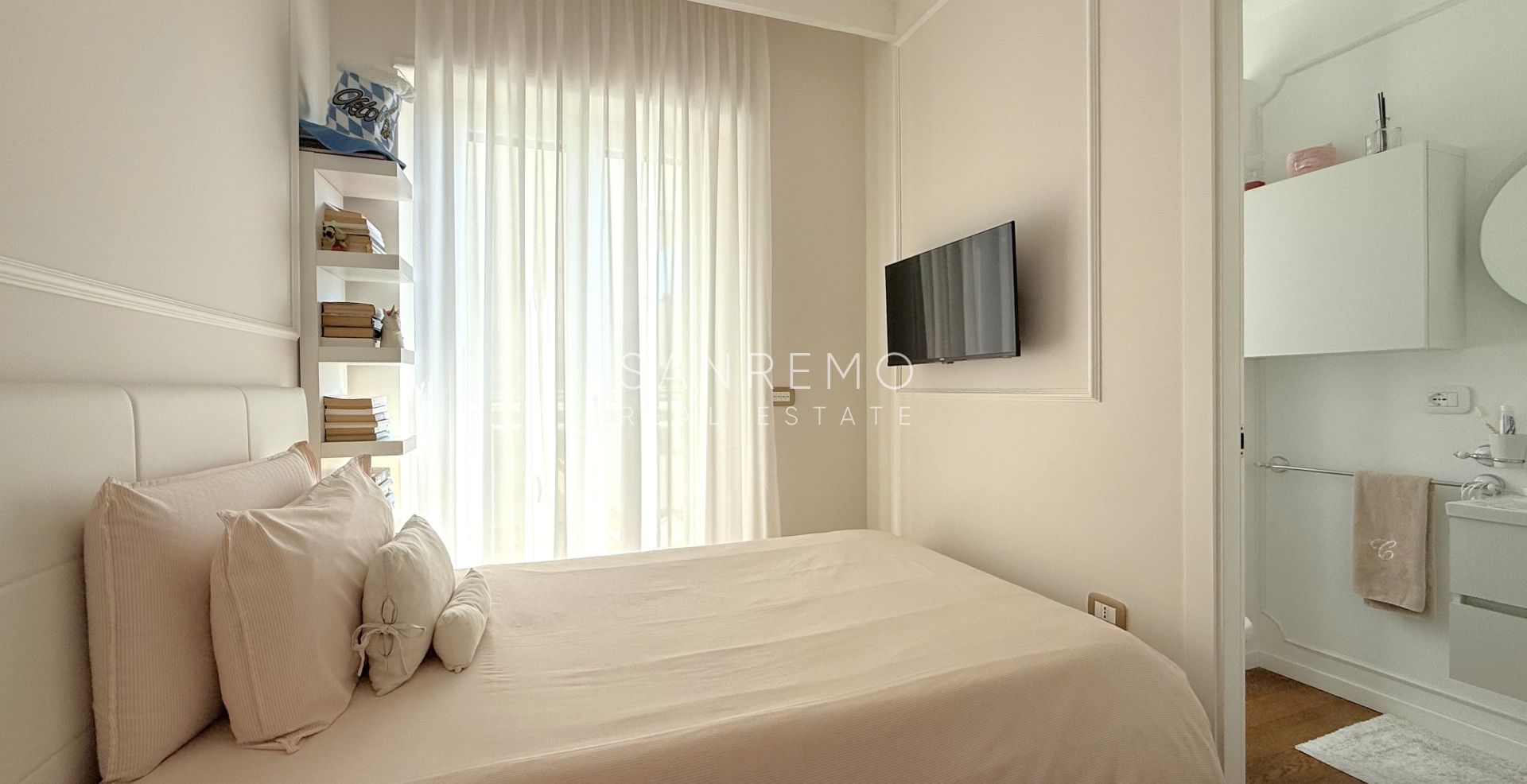 Полностью отремонтированная квартира с приятным внешним пространством