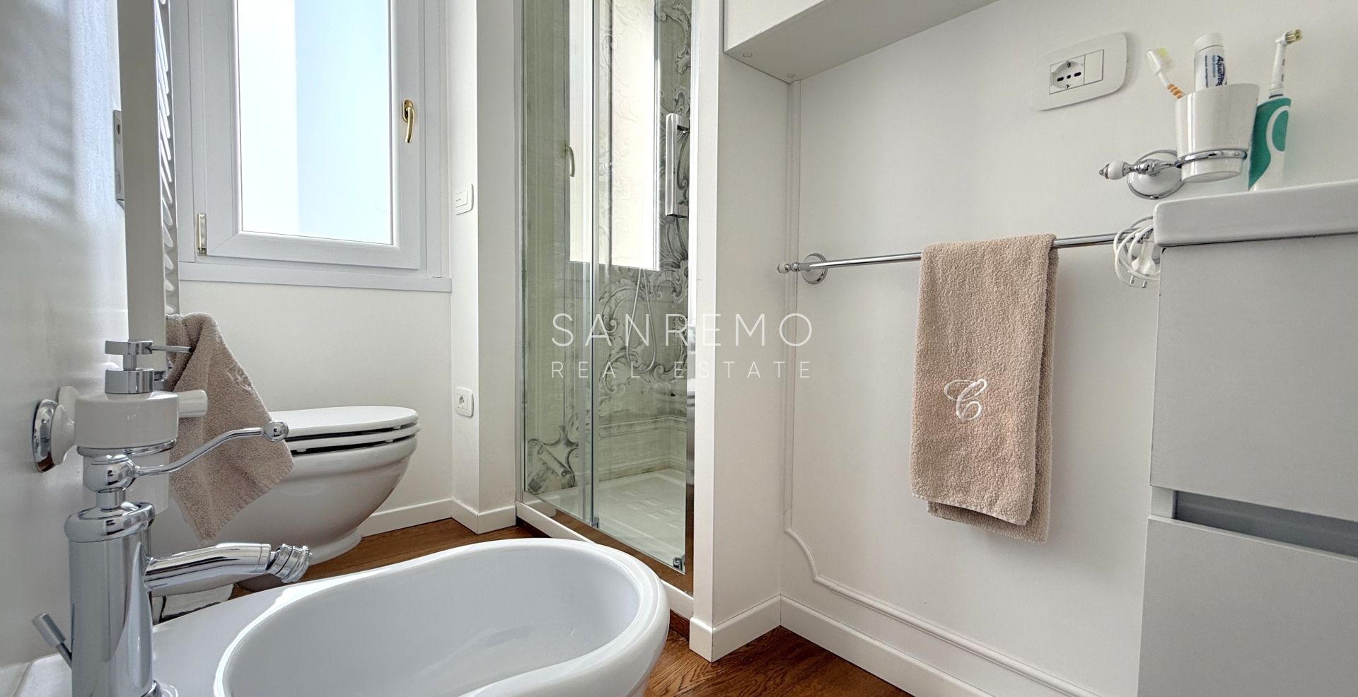 Полностью отремонтированная квартира с приятным внешним пространством