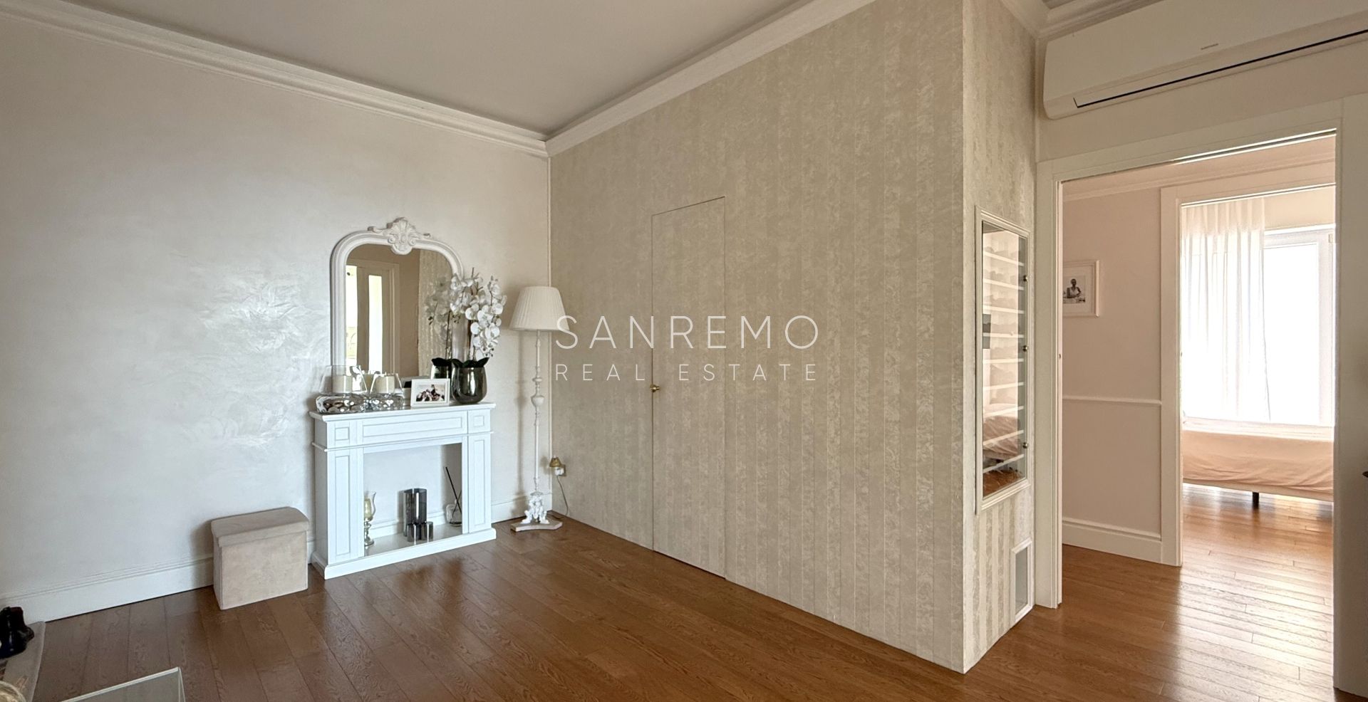 Полностью отремонтированная квартира с приятным внешним пространством