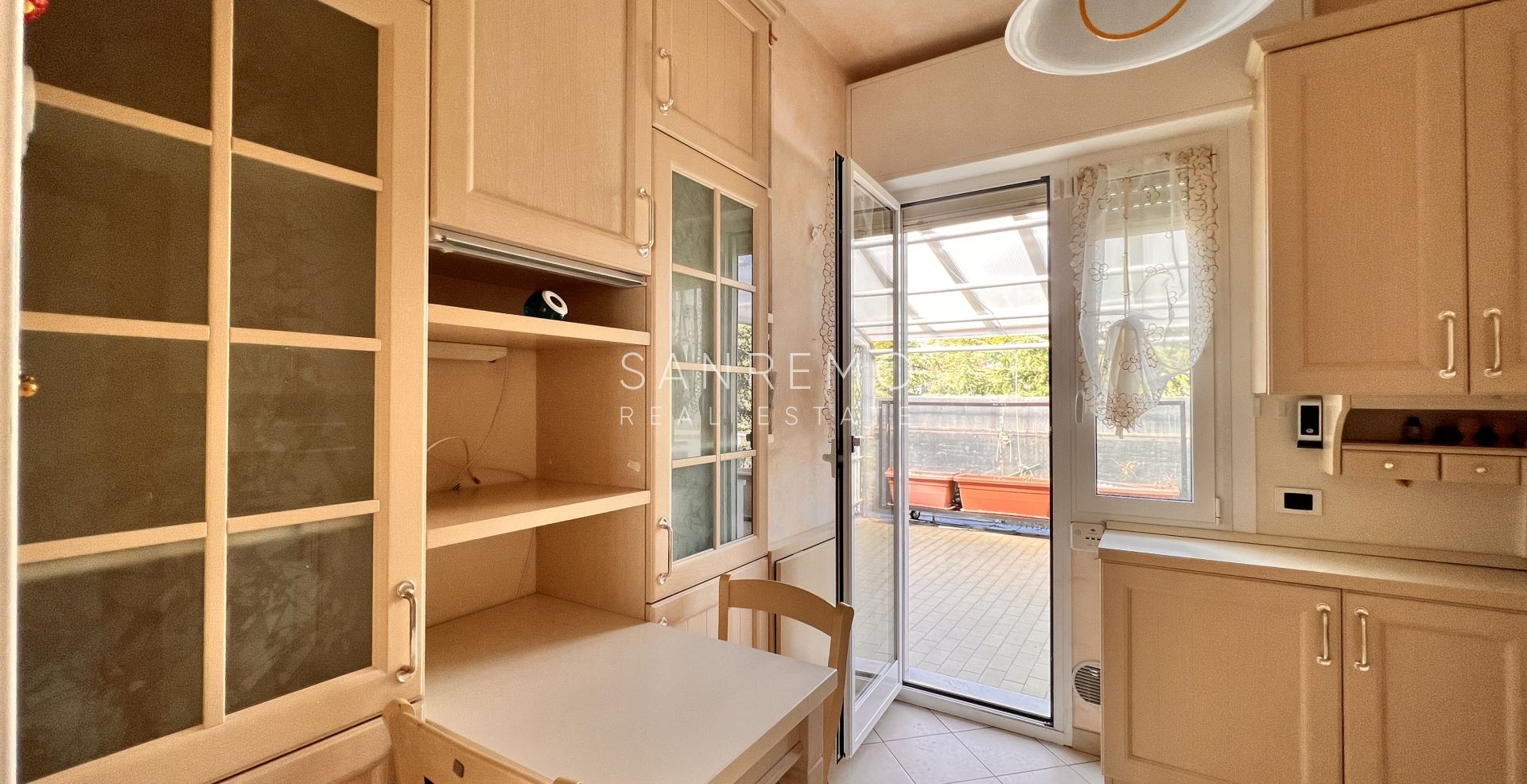 Пентхаус в районе Соларо с великолепным видом на море