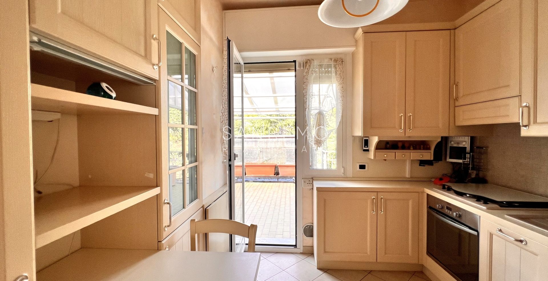 Пентхаус в районе Соларо с великолепным видом на море