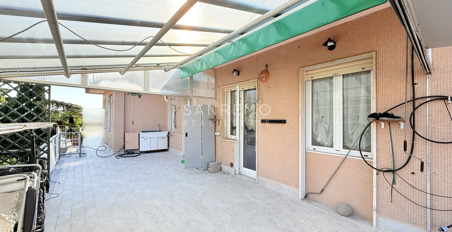 Пентхаус в районе Соларо с великолепным видом на море