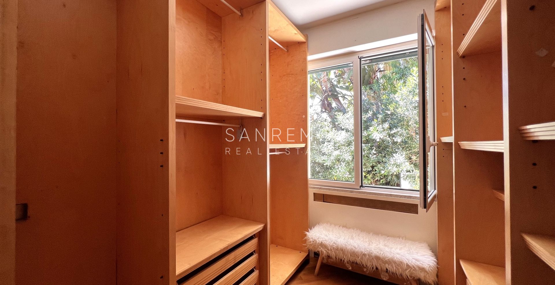 Пентхаус с видом на море