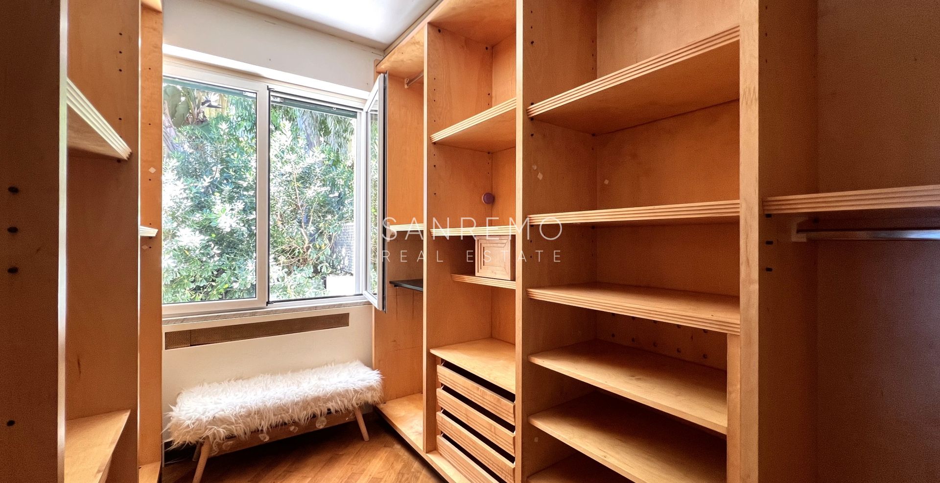 Пентхаус с видом на море