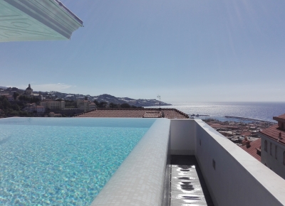 Пентхаус и суперпентхаус с бассейном и панорамным видом на море